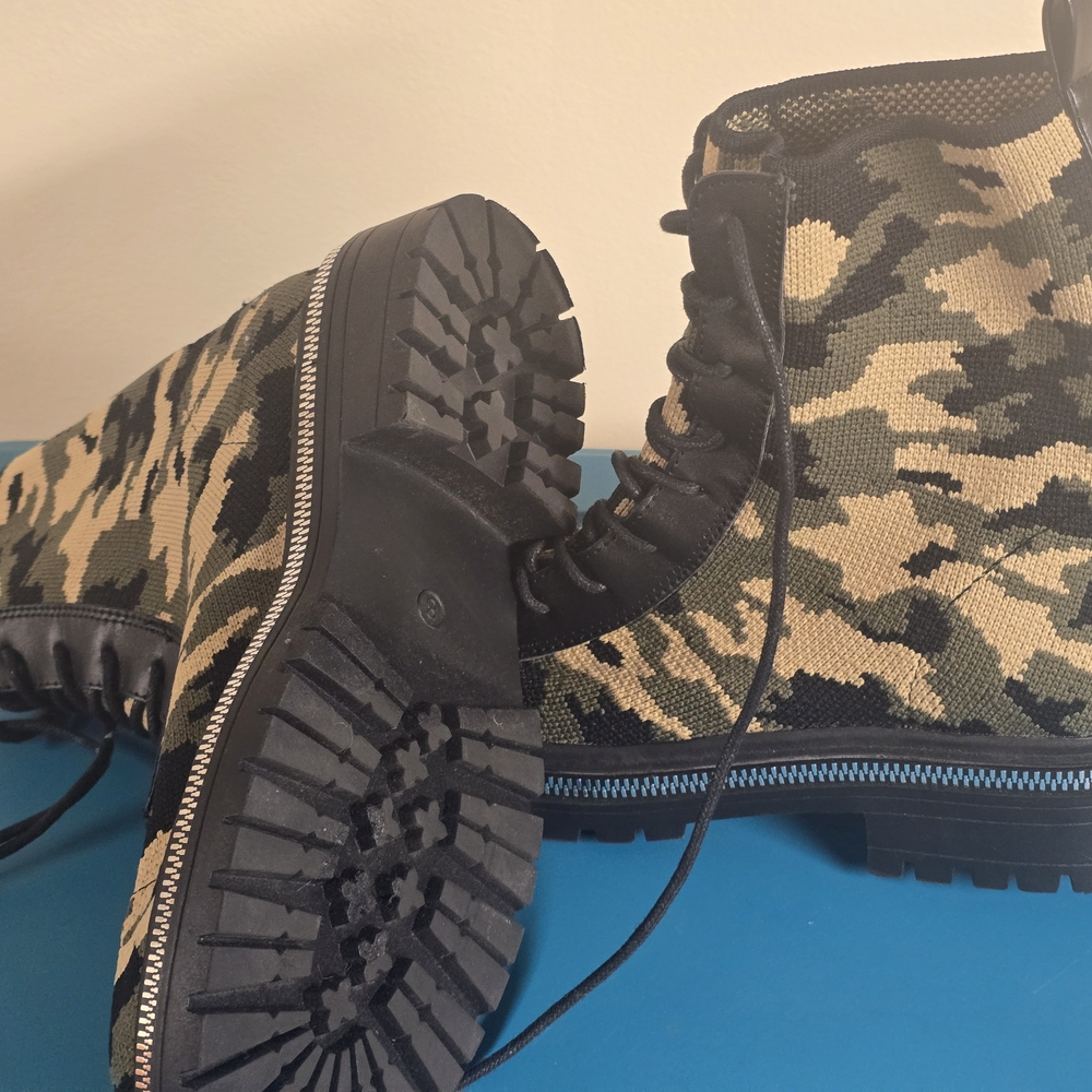 Stylish Camouflage Lace-Up Women's Boots - Picture 3 of 4